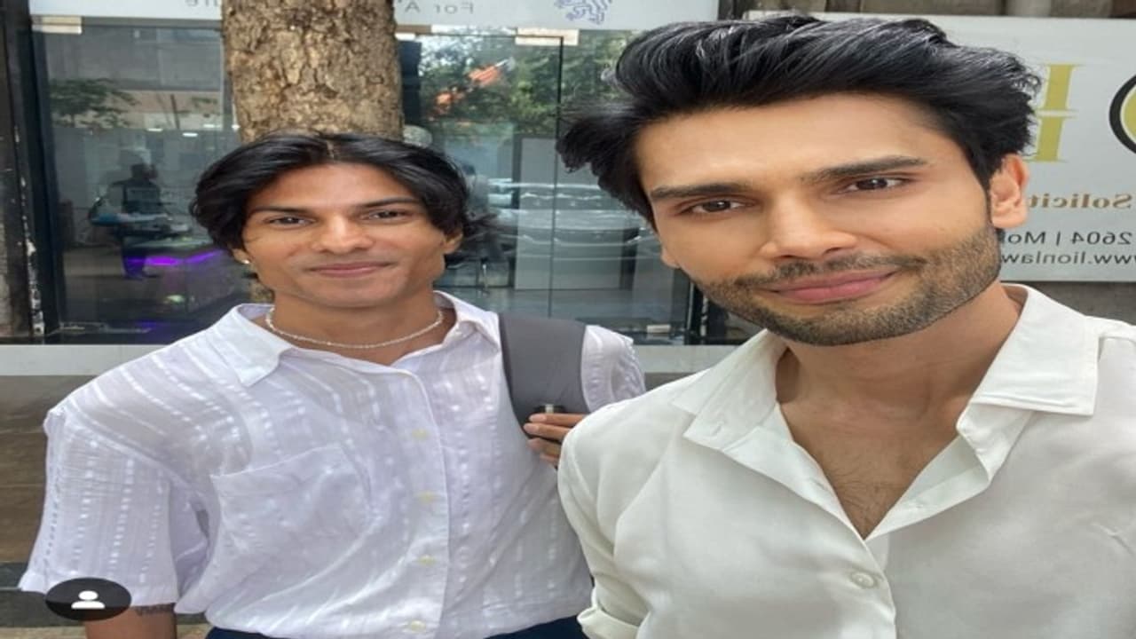 डिलीवरी बॉय से फैशन आइकन बनने तक, जानें कैसे एक पोस्टर ने मुंबई के इस शख्स की बदल दी जिंदगी 