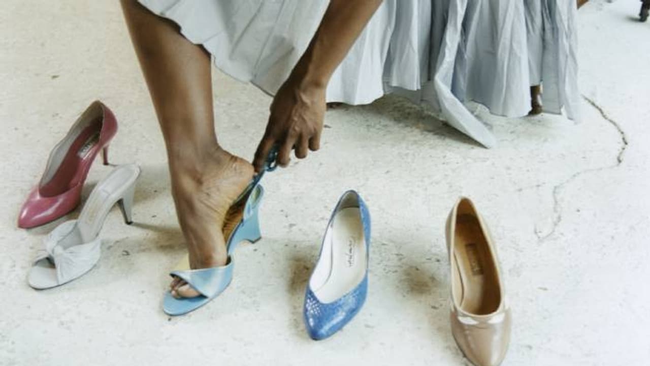 ചേട്ടനും അനിയനും പ്രണയിക്കുന്നത് ഒരേ പെണ്ണിനെ, വന് ചിലവ്, സമ്മാനം നല്കാന് മോഷണപരമ്പരകൾ, ഒടുവിൽ അറസ്റ്റ് ചേട്ടനും അനിയനും പ്രണയിക്കുന്നത് ഒരേ പെണ്ണിനെ, വന് ചിലവ്, സമ്മാനം നല്കാന് മോഷണപരമ്പരകൾ, ഒടുവിൽ അറസ്റ്റ്