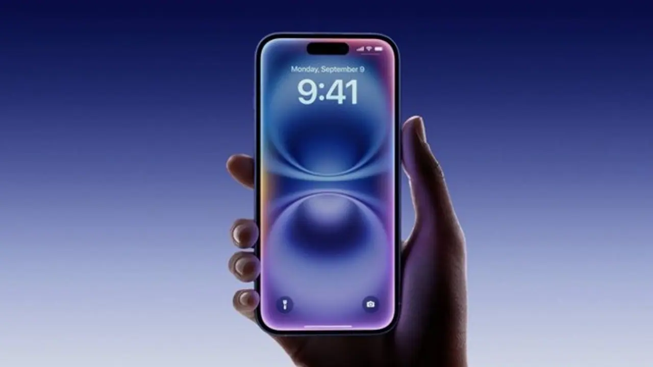 'Still waiting... let us know when it folds': Samsung takes jab Apple's iPhone 16 series with a cheeky dig
