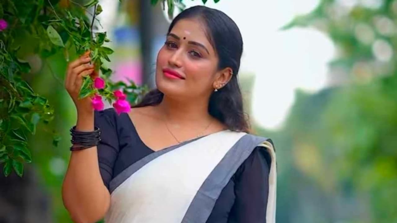 രാത്രി 12 മണിവരെ സെറ്റിലിരുത്തും, നടുറോഡിൽ ഇറക്കിവിടും, അന്നെന്റെ കണ്ണീർ ആഹാരത്തിൽ നിറഞ്ഞു: ദുരനുഭവവുമായി അനു