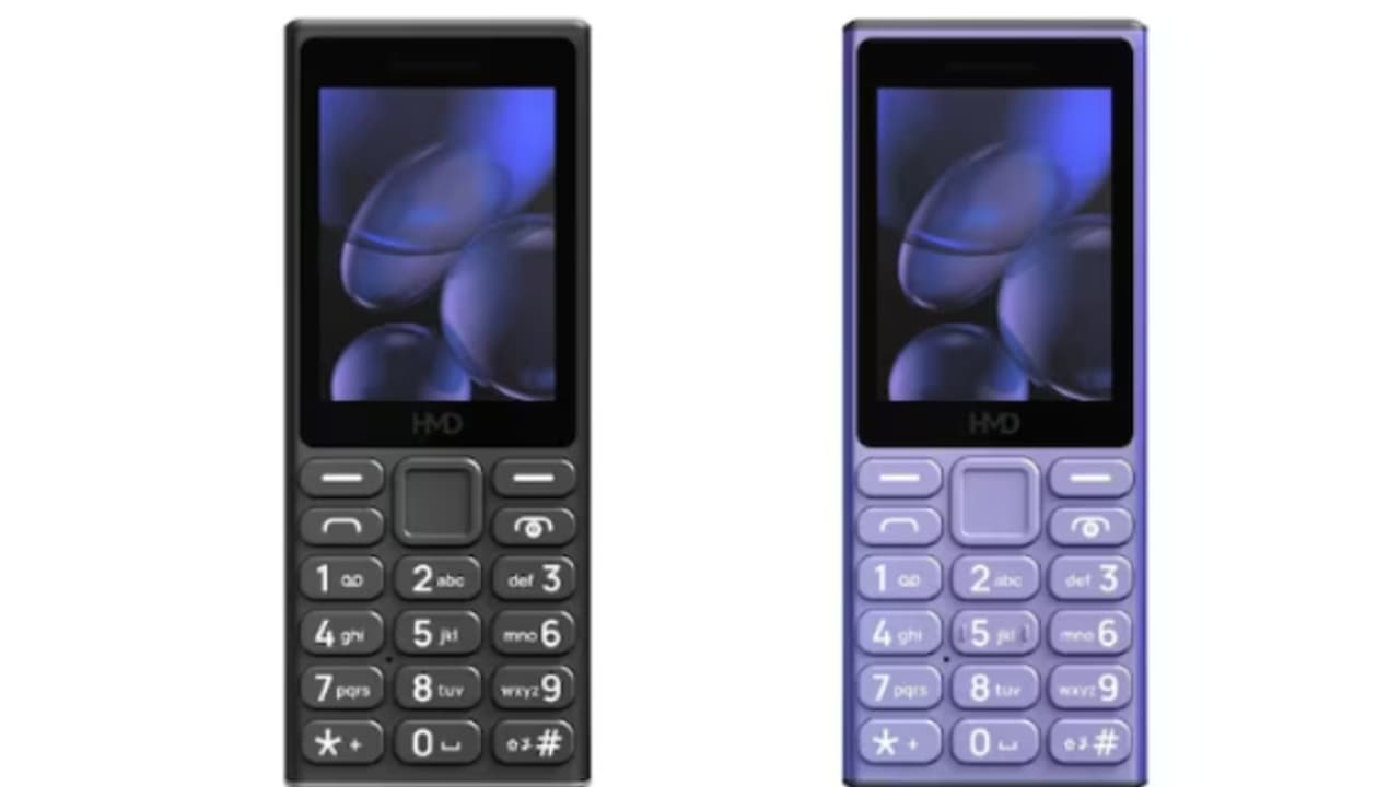 ഇന്റര്നെറ്റില്ലാതെ യുപിഐ പേയ്മെന്റ് ചെയ്യാം; കുഞ്ഞന് വിലയില് എച്ച്എംഡിയുടെ സിംപിള് ഫോണുകളെത്തി ഇന്റര്നെറ്റില്ലാതെ യുപിഐ പേയ്മെന്റ് ചെയ്യാം; കുഞ്ഞന് വിലയില് എച്ച്എംഡിയുടെ സിംപിള് ഫോണുകളെത്തി