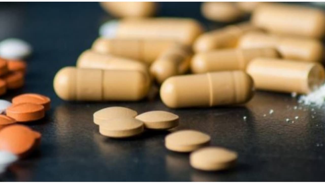 2.33 ലക്ഷത്തിന്റെ മരുന്നുകൾ പിടിച്ചെടുത്തു, ഓപ്പറേഷൻ വെറ്റ്ബയോട്ടിക്, ഞെട്ടി കേരളം, കടുപ്പിച്ച് ആരോഗ്യവകുപ്പ് 2.33 ലക്ഷത്തിന്റെ മരുന്നുകൾ പിടിച്ചെടുത്തു, ഓപ്പറേഷൻ വെറ്റ്ബയോട്ടിക്, ഞെട്ടി കേരളം, കടുപ്പിച്ച് ആരോഗ്യവകുപ്പ്