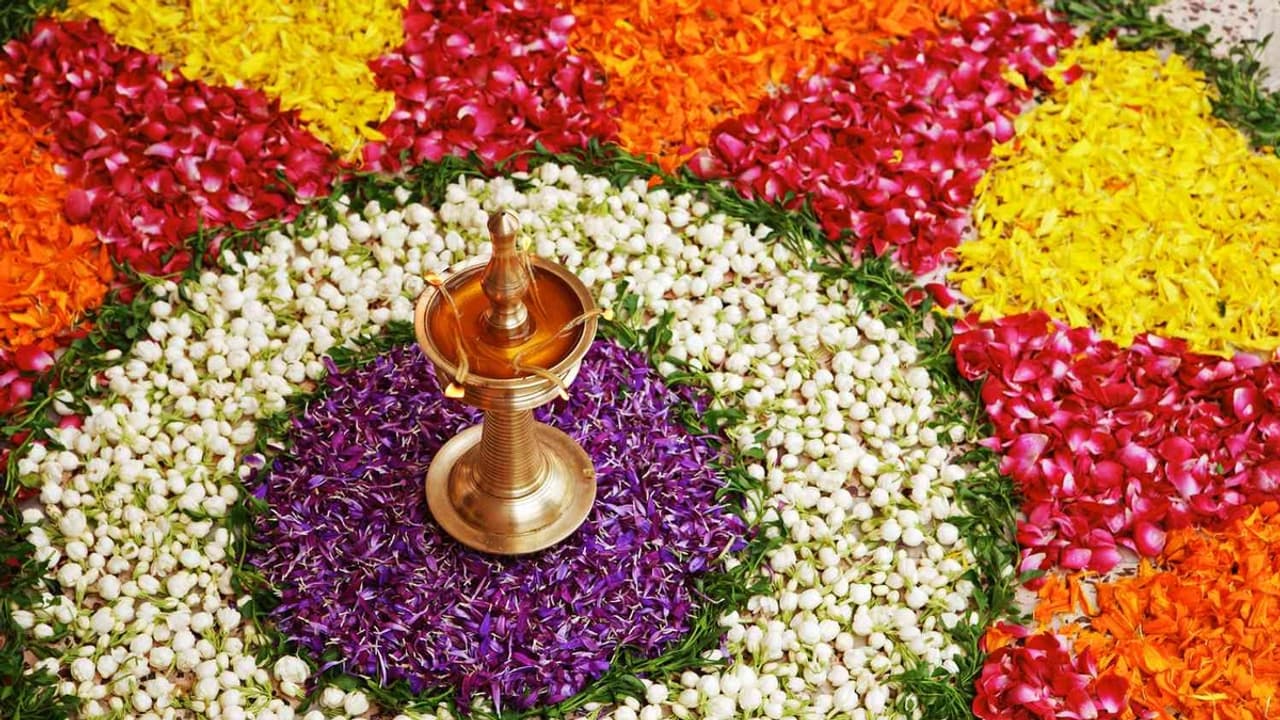 Onam 2024 : പൊന്നിന് ചിങ്ങമാസത്തിലെ തിരുവോണം ; ചരിത്രം, പ്രാധാന്യം അറിയാം Onam 2024 : പൊന്നിന് ചിങ്ങമാസത്തിലെ തിരുവോണം ; ചരിത്രം, പ്രാധാന്യം അറിയാം