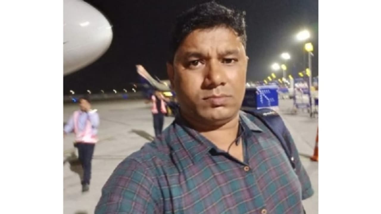 മദ്ധ്യവയസ്കരായ സ്ത്രീകളെ മാത്രം ലക്ഷ്യമിട്ടു, റെയിൽവെ ഉദ്യോഗം മുതൽ ഇൻകം ടാക്സ് ജോലി വരെ അഭിനയിച്ച് തട്ടിപ്പ് മദ്ധ്യവയസ്കരായ സ്ത്രീകളെ മാത്രം ലക്ഷ്യമിട്ടു, റെയിൽവെ ഉദ്യോഗം മുതൽ ഇൻകം ടാക്സ് ജോലി വരെ അഭിനയിച്ച് തട്ടിപ്പ്