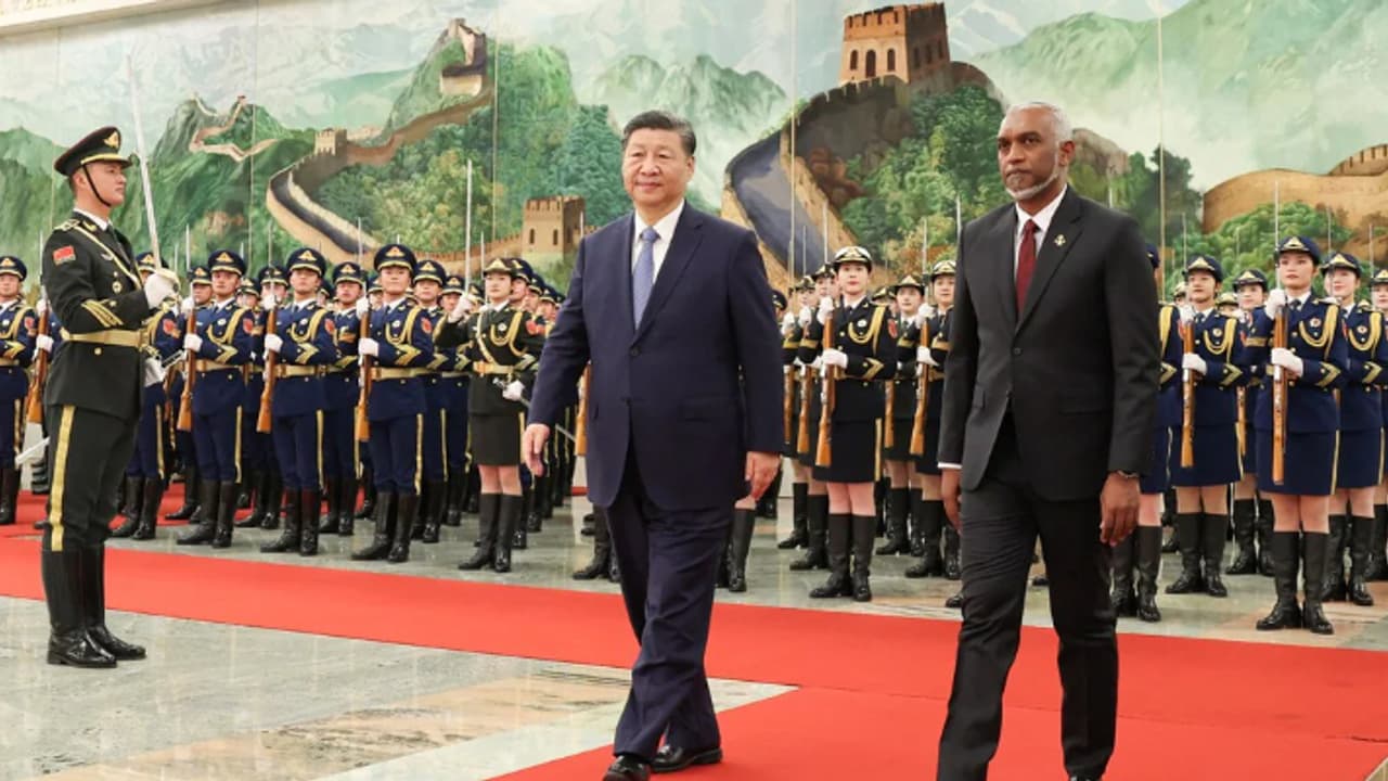  ചൈന 'വിഴുങ്ങുമോ' നമ്മുടെ അയൽരാജ്യത്തെ; കടത്തിന് മേൽ കടം മൂടിയിട്ടും പുതിയ സാമ്പത്തിക കരാറൊപ്പിട്ട് മുയിസു 