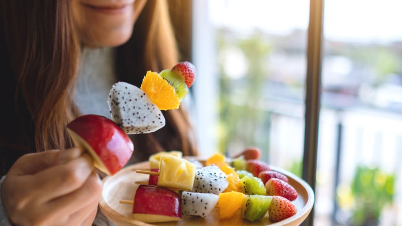 Health Tips: പിസിഒഎസ് ഉള്ളവര് ഡയറ്റില് ഉള്പ്പെടുത്തേണ്ട ഭക്ഷണങ്ങള് Health Tips: പിസിഒഎസ് ഉള്ളവര് ഡയറ്റില് ഉള്പ്പെടുത്തേണ്ട ഭക്ഷണങ്ങള്