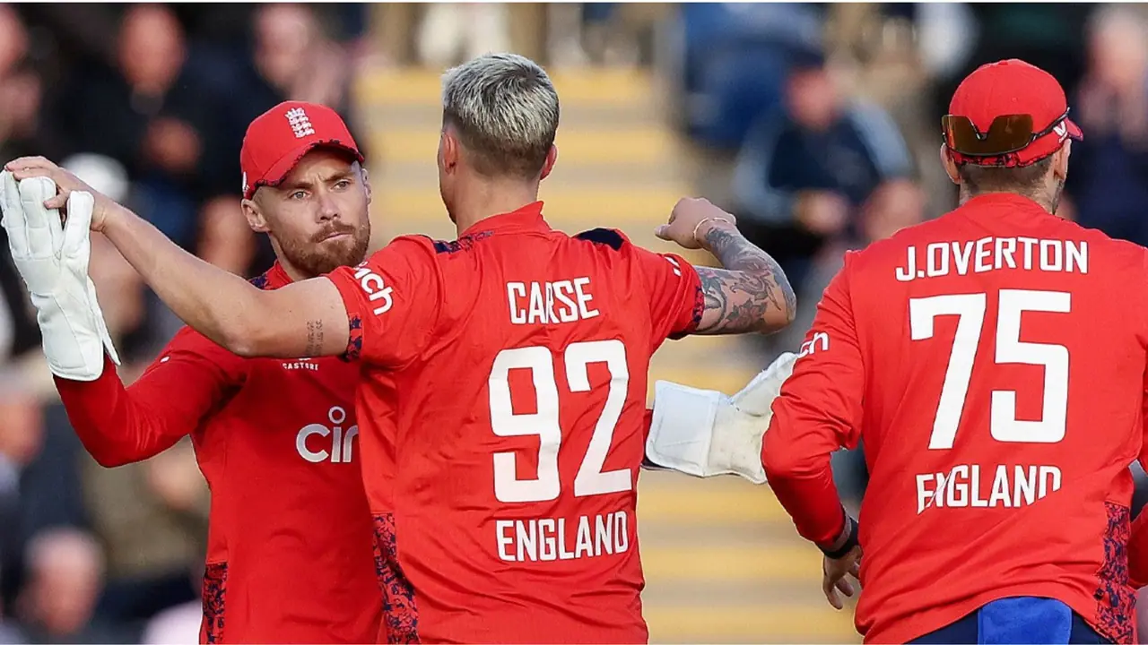 ಐಸಿಸಿ ಚಾಂಪಿಯನ್ಸ್ ಟ್ರೋಫಿಗೆ ಬಲಿಷ್ಠ ಇಂಗ್ಲೆಂಡ್ ತಂಡ ಪ್ರಕಟ; ಆರ್ಸಿಬಿ ಮೂರು ಆಟಗಾರರಿಗೆ ಸ್ಥಾನ! ಐಸಿಸಿ ಚಾಂಪಿಯನ್ಸ್ ಟ್ರೋಫಿಗೆ ಬಲಿಷ್ಠ ಇಂಗ್ಲೆಂಡ್ ತಂಡ ಪ್ರಕಟ; ಆರ್ಸಿಬಿ ಮೂರು ಆಟಗಾರರಿಗೆ ಸ್ಥಾನ!