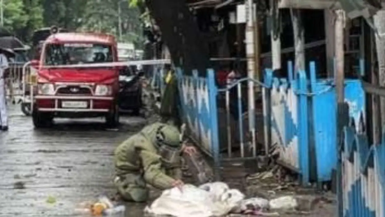 Explosion in Central Kolkata injures 58 year old ragpicker, probe underway Explosion in Central Kolkata injures 58 year old ragpicker, probe underway
