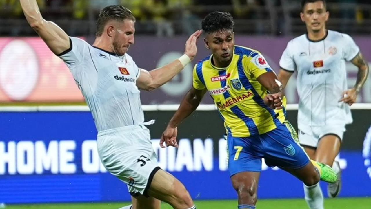 സീസണ് ഇങ്ങനെ തുടങ്ങാനല്ല ആഗ്രഹിച്ചത്! ബ്ലാസ്റ്റേഴ്സിന്റെ തോല്വിയില് പ്രതികരിച്ച് പരിശീലകന് സീസണ് ഇങ്ങനെ തുടങ്ങാനല്ല ആഗ്രഹിച്ചത്! ബ്ലാസ്റ്റേഴ്സിന്റെ തോല്വിയില് പ്രതികരിച്ച് പരിശീലകന്