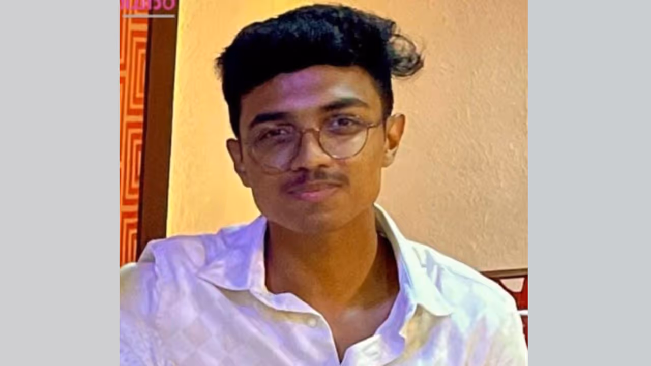 മിനി ബൈപ്പാസിൽ ബൈക്ക് കൈവരിയില് ഇടിച്ചു മറിഞ്ഞു ബിരുദ വിദ്യാര്ത്ഥിക്ക് ദാരുണാന്ത്യം, സുഹൃത്ത് ചികിത്സയിൽ മിനി ബൈപ്പാസിൽ ബൈക്ക് കൈവരിയില് ഇടിച്ചു മറിഞ്ഞു ബിരുദ വിദ്യാര്ത്ഥിക്ക് ദാരുണാന്ത്യം, സുഹൃത്ത് ചികിത്സയിൽ