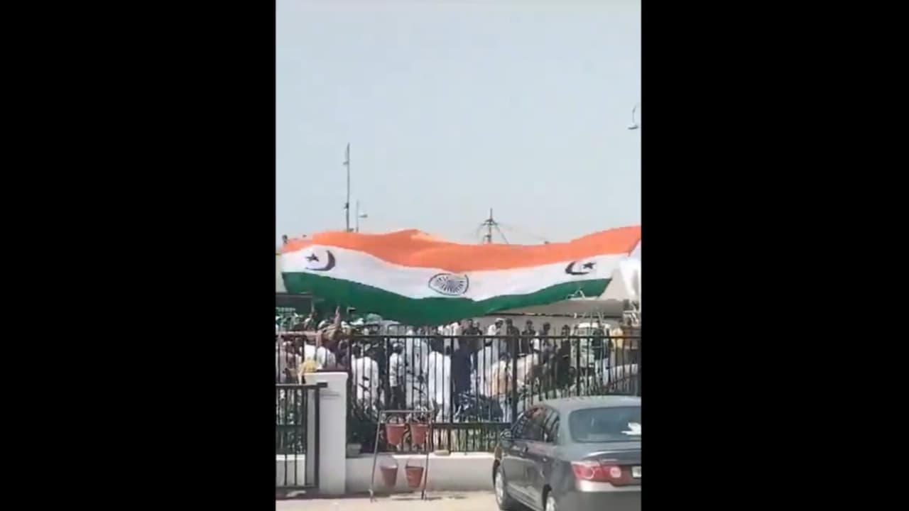 Distorted Tricolour waved at Eid Milad procession in Kota; row after moon & star replace Ashoka Chakra (WATCH)