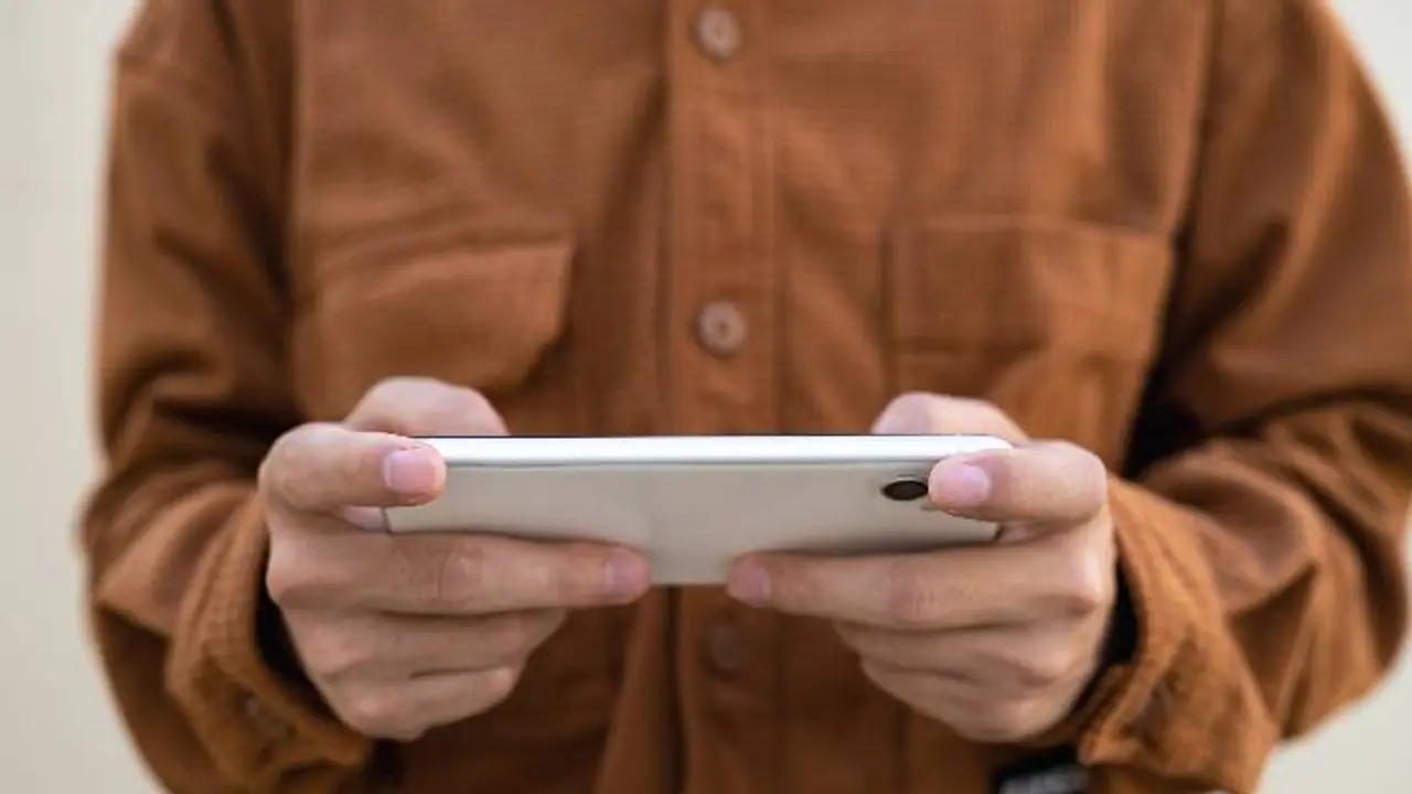 DGGI intensifies enforcement against offshore online gaming firms, targets 700 platforms ahead of IPL season DGGI intensifies enforcement against offshore online gaming firms, targets 700 platforms ahead of IPL season