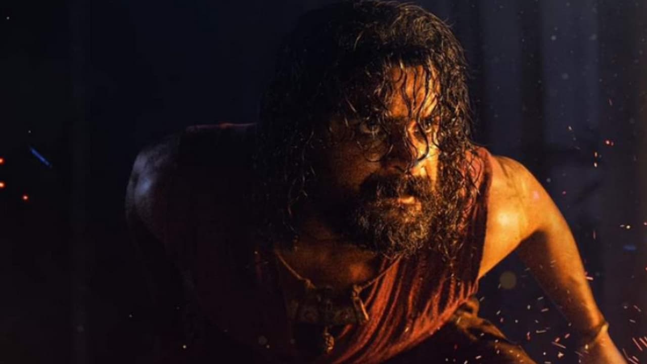 സംഭവിക്കുന്നത് അത്ഭുതമോ?, വെറും അഞ്ച് ദിവസത്തില് അജയന്റെ രണ്ടാമത്തെ മോഷണം മാന്ത്രിക കളക്ഷൻ മറികടന്നു സംഭവിക്കുന്നത് അത്ഭുതമോ?, വെറും അഞ്ച് ദിവസത്തില് അജയന്റെ രണ്ടാമത്തെ മോഷണം മാന്ത്രിക കളക്ഷൻ മറികടന്നു