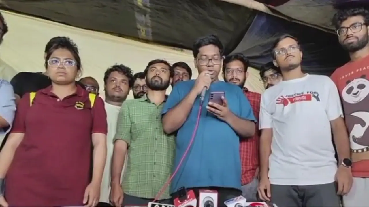 JUNIOR DOCTORS JUNIOR DOCTORS