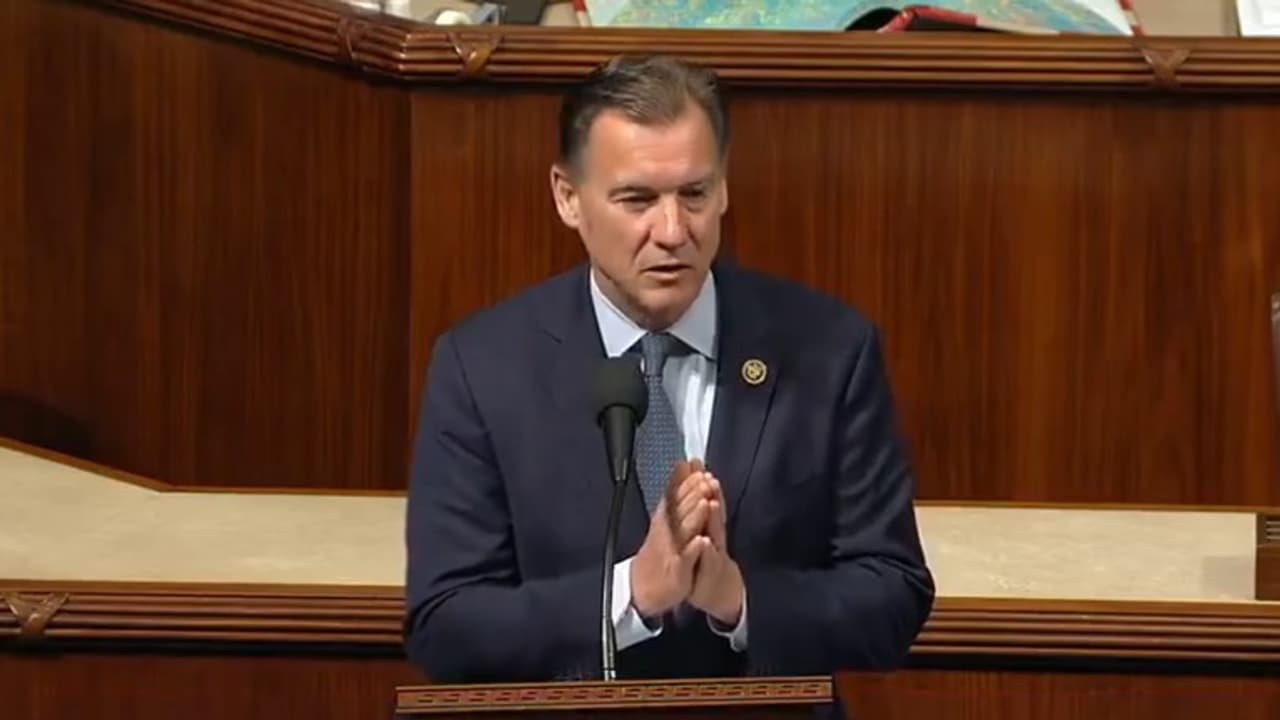 'Hate is not the answer': US lawmaker highlights namaste's value to decry BAPS Temple vandalism in NY (WATCH) 'Hate is not the answer': US lawmaker highlights namaste's value to decry BAPS Temple vandalism in NY (WATCH)