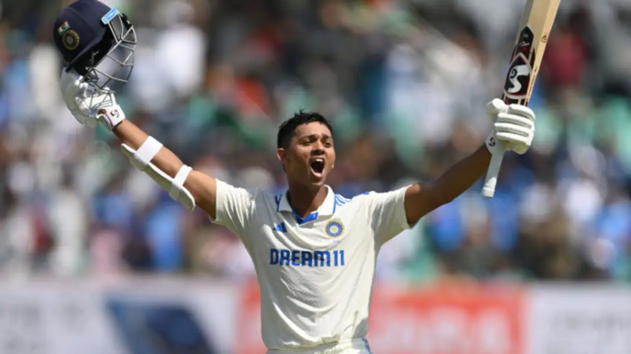 ഒരൊറ്റ സെഞ്ചുറി, ഒരുപിടി റെക്കോര്‍ഡുകള്‍; ഇതിഹാസങ്ങള്‍ക്കൊപ്പം ഇനി യശസ്വി ജയ്‌സ്വാളും