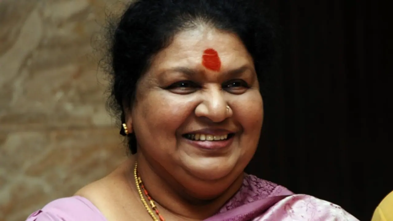 വിട പറഞ്ഞത് ആ വാല്സല്യ സാന്നിധ്യം; കവിയൂര് പൊന്നമ്മയ്ക്ക് ആദരാഞ്ജലി നേര്ന്ന് മലയാള സിനിമാലോകം വിട പറഞ്ഞത് ആ വാല്സല്യ സാന്നിധ്യം; കവിയൂര് പൊന്നമ്മയ്ക്ക് ആദരാഞ്ജലി നേര്ന്ന് മലയാള സിനിമാലോകം