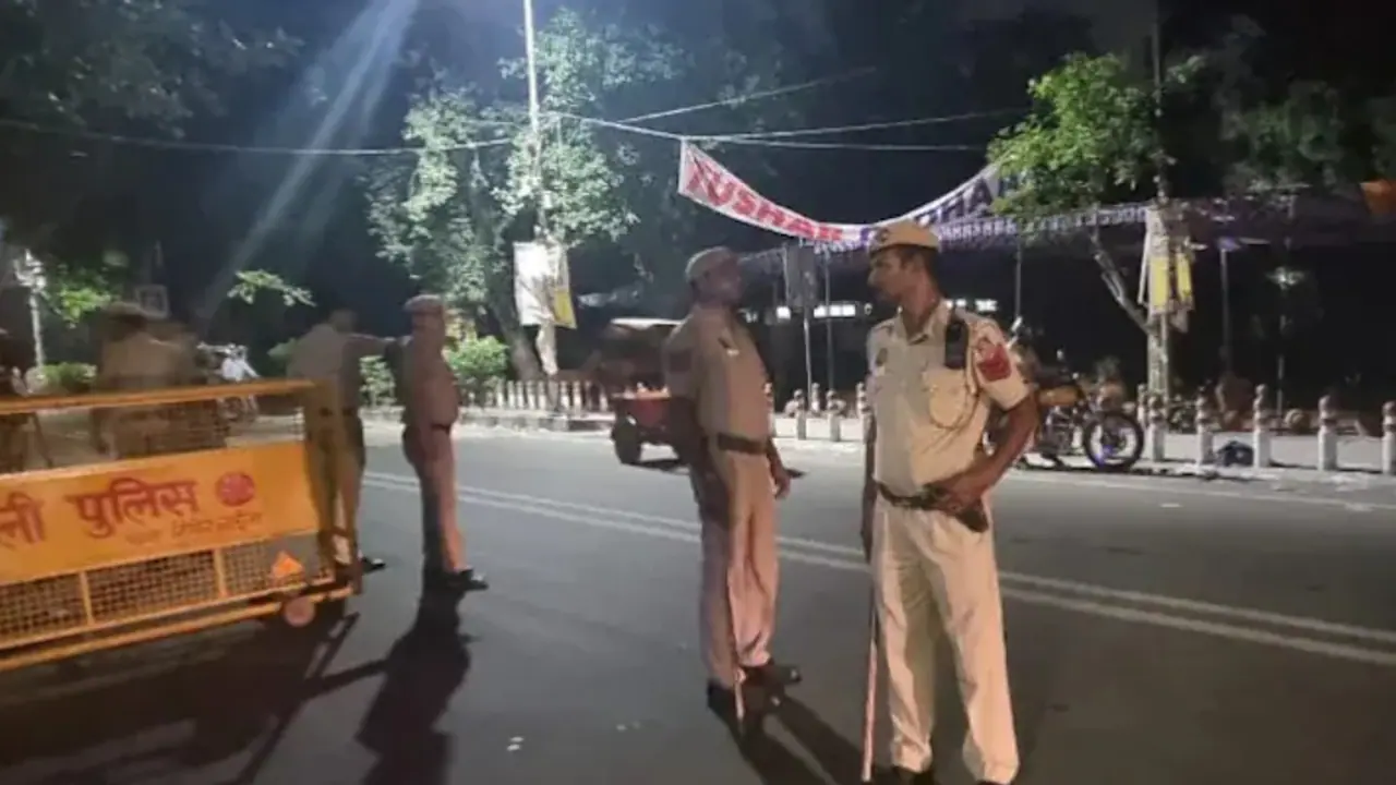 SHOCKER! Drunk men in car mows down, drags and kills Delhi cop