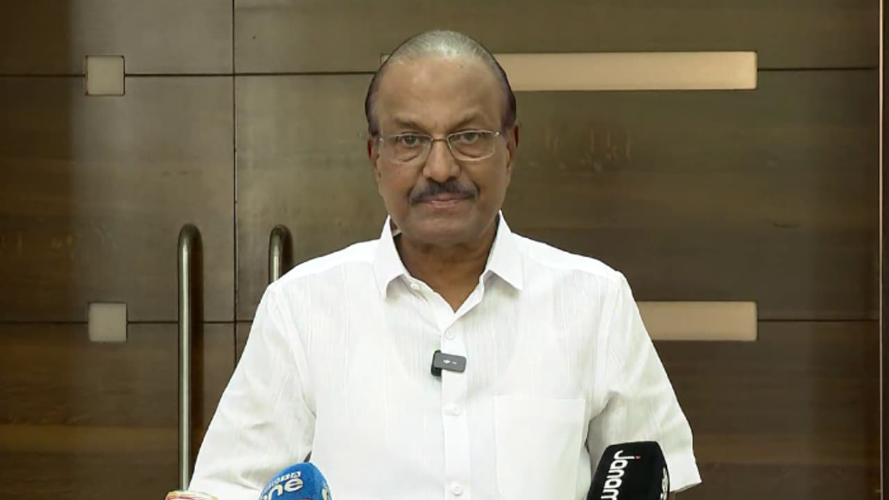 മുഖ്യമന്ത്രിയുടെ വിശദീകരണം തൃപ്തികരമല്ലെന്ന് കുഞ്ഞാലിക്കുട്ടി; അജിത് കുമാറിനെ മാറ്റിനിർത്തി തന്നെ അന്വേഷിക്കണം മുഖ്യമന്ത്രിയുടെ വിശദീകരണം തൃപ്തികരമല്ലെന്ന് കുഞ്ഞാലിക്കുട്ടി; അജിത് കുമാറിനെ മാറ്റിനിർത്തി തന്നെ അന്വേഷിക്കണം