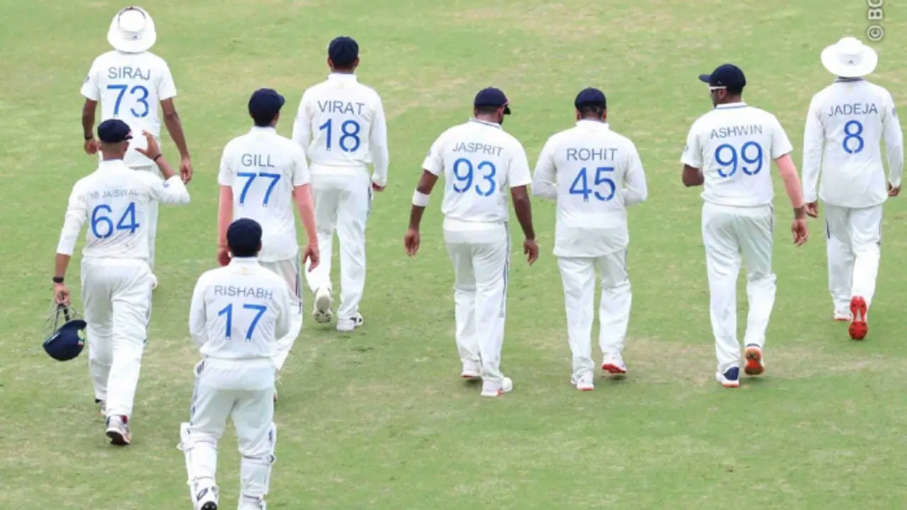 ഇഷാൻ കിഷനും റുതുരാജിനും ഇടമില്ല; ബംഗ്ലാദേശിനെതിരായ രണ്ടാം ടെസ്റ്റിനുള്ള ഇന്ത്യൻ ടീമിനെ പ്രഖ്യാപിച്ചു ഇഷാൻ കിഷനും റുതുരാജിനും ഇടമില്ല; ബംഗ്ലാദേശിനെതിരായ രണ്ടാം ടെസ്റ്റിനുള്ള ഇന്ത്യൻ ടീമിനെ പ്രഖ്യാപിച്ചു