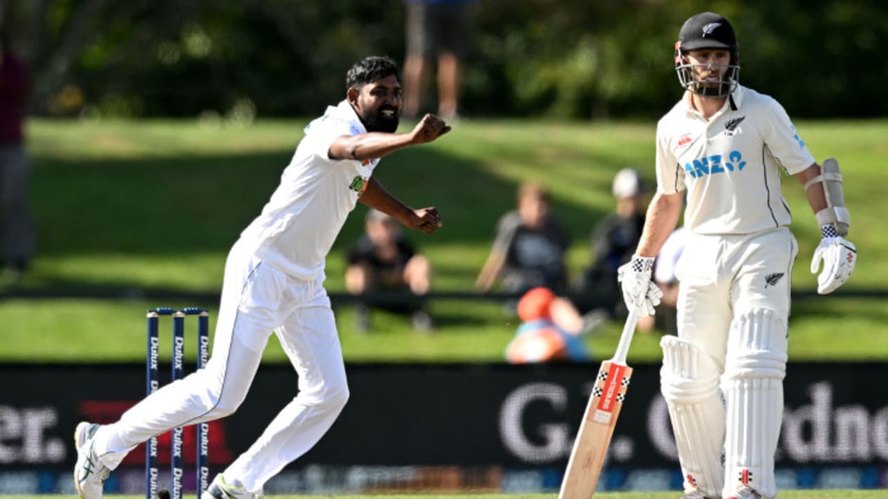രചിന് രവീന്ദ്രയുടെ ഒറ്റയാൾ പോരാട്ടം പാഴായി; ആദ്യ ടെസ്റ്റില് ന്യൂസിലന്ഡിനെതിരെ ശ്രീലങ്കക്ക് ആവേശജയം രചിന് രവീന്ദ്രയുടെ ഒറ്റയാൾ പോരാട്ടം പാഴായി; ആദ്യ ടെസ്റ്റില് ന്യൂസിലന്ഡിനെതിരെ ശ്രീലങ്കക്ക് ആവേശജയം