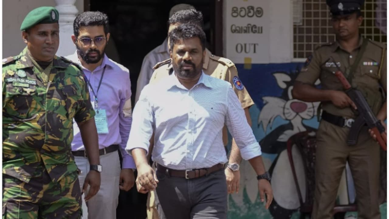 വിദ്യാർത്ഥി രാഷ്ട്രീയത്തിലൂടെ ഉദയം, ലങ്കയുടെ ചരിത്രംതിരുത്തിയ കമ്മ്യൂണിസ്റ്റ് നേതാവിന് നേരിടാൻ വെല്ലുവിളികളേറെ വിദ്യാർത്ഥി രാഷ്ട്രീയത്തിലൂടെ ഉദയം, ലങ്കയുടെ ചരിത്രംതിരുത്തിയ കമ്മ്യൂണിസ്റ്റ് നേതാവിന് നേരിടാൻ വെല്ലുവിളികളേറെ