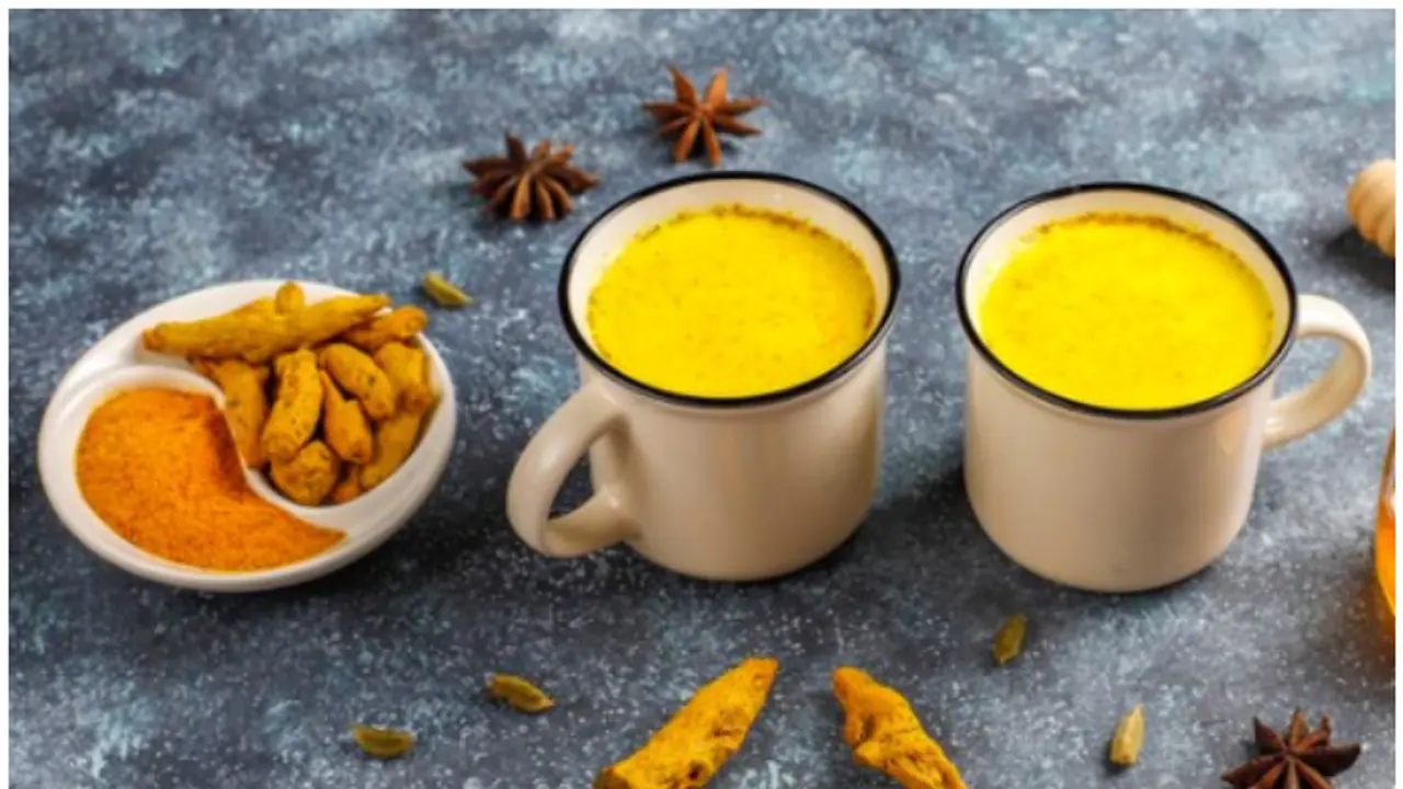 Haldi Doodh: 8 Benefits of drinking it before you sleep