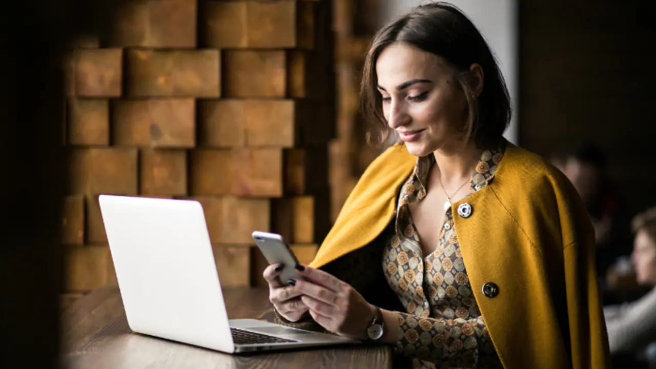 Women’s safety: Essential tips for smart social media use and tackling digital threats