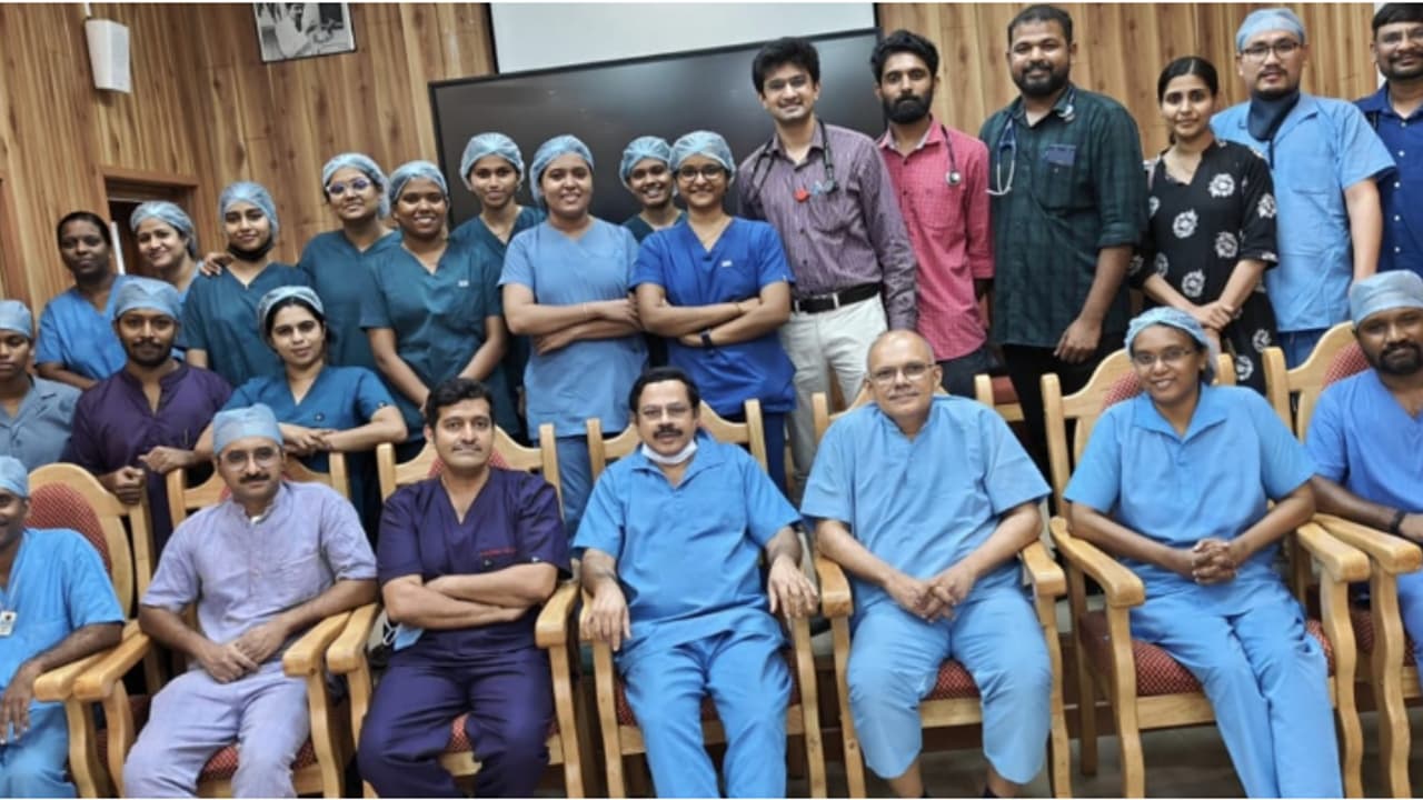  90 ശതമാനവും മരണപ്പെടുന്ന രോഗം, വിട്ടുകൊടുക്കാതെ ഇവര്‍, തിരുവനന്തപുരം മെഡി. കോളേജിൽ 2 ാമതും വിജയ ശസ്ത്രക്രിയ