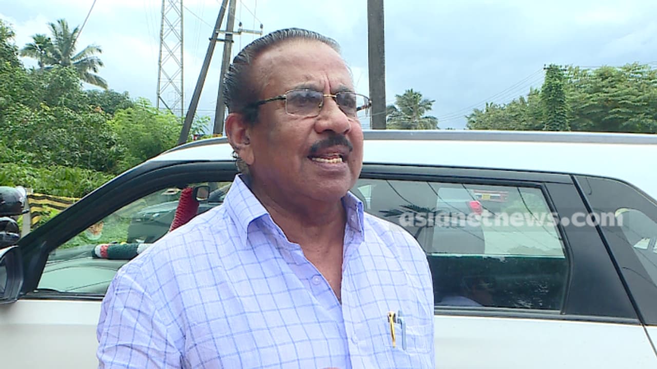 വയനാട്ടിലെ യുഡിഎഫ് കൺവീനർ രാജിവെച്ചു; രാജി പ്രിയങ്ക ഗാന്ധി ഉപതെരഞ്ഞെടുപ്പിൽ മത്സരിക്കാനിരിക്കെ വയനാട്ടിലെ യുഡിഎഫ് കൺവീനർ രാജിവെച്ചു; രാജി പ്രിയങ്ക ഗാന്ധി ഉപതെരഞ്ഞെടുപ്പിൽ മത്സരിക്കാനിരിക്കെ