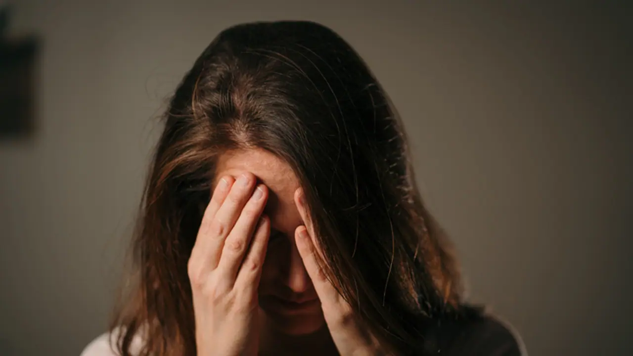Beware! Do you take painkillers for headaches? Know how much you are harming yourself