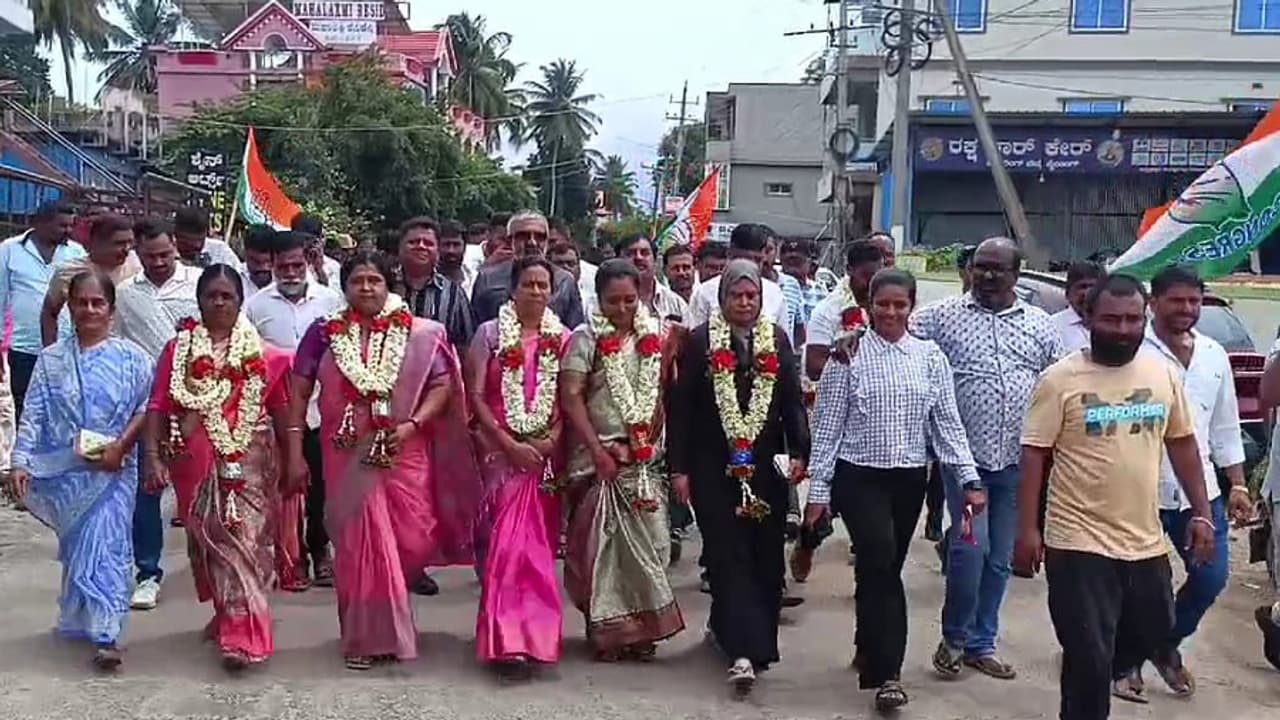 Kodagu: ಬಿಜೆಪಿ ಮೈತ್ರಿ ಬಿಟ್ಟು ಕಾಂಗ್ರೆಸ್ನೊಂದಿಗೆ ಕೈಜೋಡಿಸಲು ಸಿದ್ಧತೆ ನಡೆಸಿತ್ತಾ ಜೆಡಿಎಸ್? Kodagu: ಬಿಜೆಪಿ ಮೈತ್ರಿ ಬಿಟ್ಟು ಕಾಂಗ್ರೆಸ್ನೊಂದಿಗೆ ಕೈಜೋಡಿಸಲು ಸಿದ್ಧತೆ ನಡೆಸಿತ್ತಾ ಜೆಡಿಎಸ್?