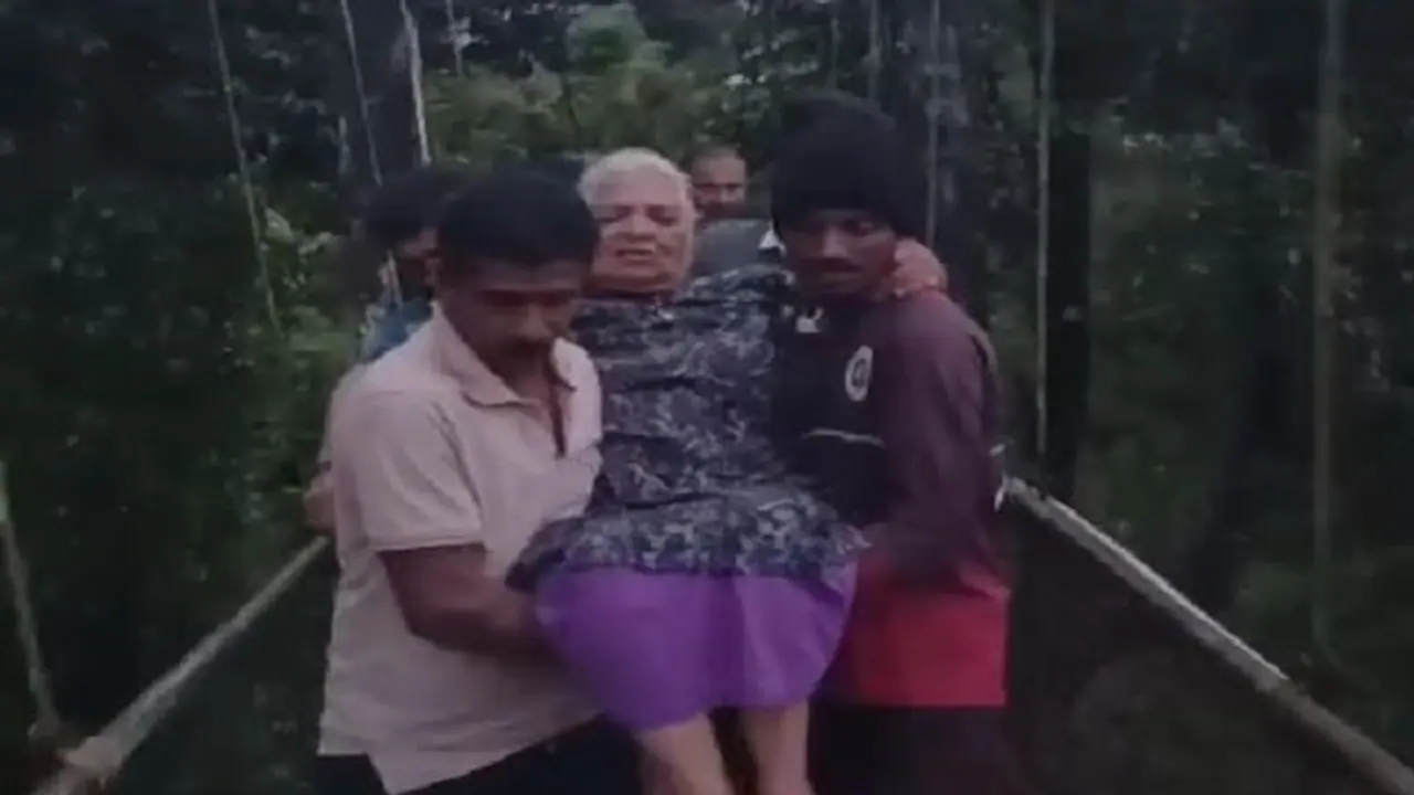 Chikkamagaluru: Villagers carry elderly woman 3 km to hospital, highlight inadequate facilities Chikkamagaluru: Villagers carry elderly woman 3 km to hospital, highlight inadequate facilities