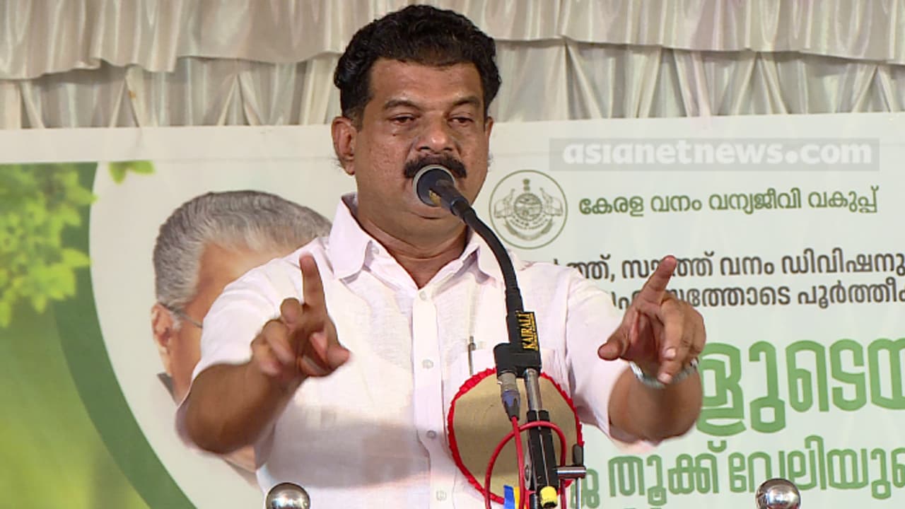 ഇനി നിയമസഭയിൽ ഇതൊക്കെ പറയാനാവുമോ എന്നറിയില്ലെന്ന് അൻവർ; മന്ത്രിക്ക് മുന്നിൽ ഉദ്യോഗസ്ഥരെ വിമർശിച്ച് പ്രസംഗം ഇനി നിയമസഭയിൽ ഇതൊക്കെ പറയാനാവുമോ എന്നറിയില്ലെന്ന് അൻവർ; മന്ത്രിക്ക് മുന്നിൽ ഉദ്യോഗസ്ഥരെ വിമർശിച്ച് പ്രസംഗം