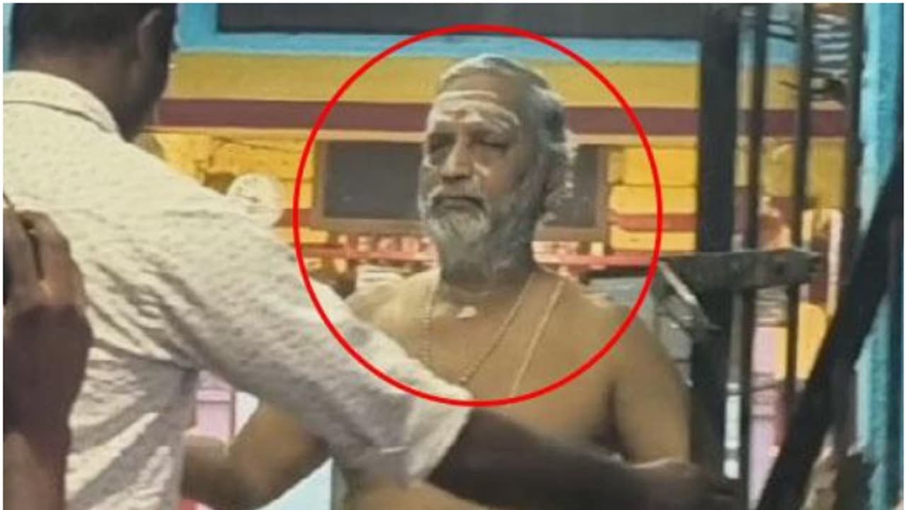 കുട്ടികൾക്കെതിരെ ലൈംഗികാതിക്രമം; തമിഴ്നാട് തേനിയിൽ 70കാരനായ പൂജാരി അറസറ്റിൽ കുട്ടികൾക്കെതിരെ ലൈംഗികാതിക്രമം; തമിഴ്നാട് തേനിയിൽ 70കാരനായ പൂജാരി അറസറ്റിൽ