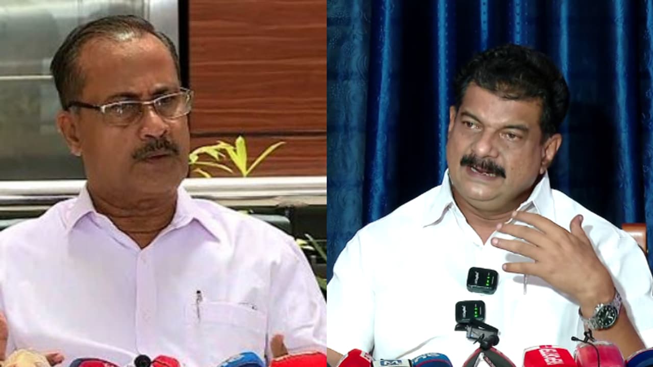 മുഖ്യമന്ത്രി സ്ഥാനമൊഴിയണം, അധികാരത്തിൽ കടിച്ചുതൂങ്ങാതെ ഇടത് മന്ത്രിസഭ രാജിവെച്ച് ജനഹിതം തേടണം: മുസ്ലീം ലീഗ് മുഖ്യമന്ത്രി സ്ഥാനമൊഴിയണം, അധികാരത്തിൽ കടിച്ചുതൂങ്ങാതെ ഇടത് മന്ത്രിസഭ രാജിവെച്ച് ജനഹിതം തേടണം: മുസ്ലീം ലീഗ്