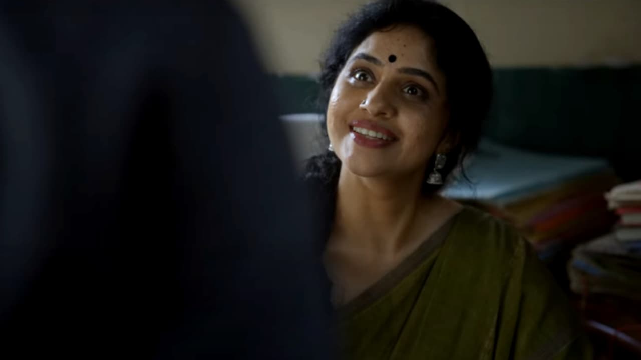 'ഇരവിതിലായ്'; 'കഥ ഇന്നുവരെ'യിലെ വീഡിയോ ഗാനം എത്തി