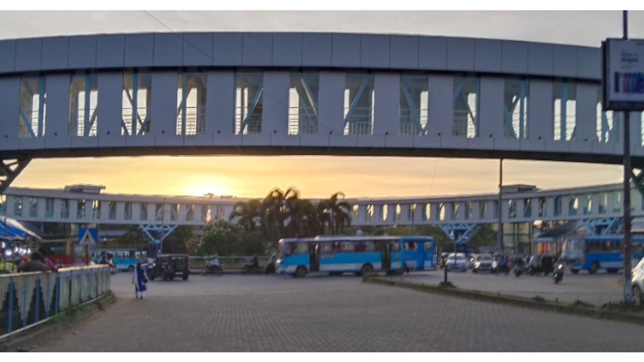 11 കോടി ചെലവ്, 20 സിസിടിവി കാമറകൾ, ആകാശത്തിലൂടെ ചിൽ ചില്ലായി നടക്കാം; പൂരനഗരത്തിന് പുതിയ മുഖം, ഉദ്ഘാടനം ഇന്ന് 