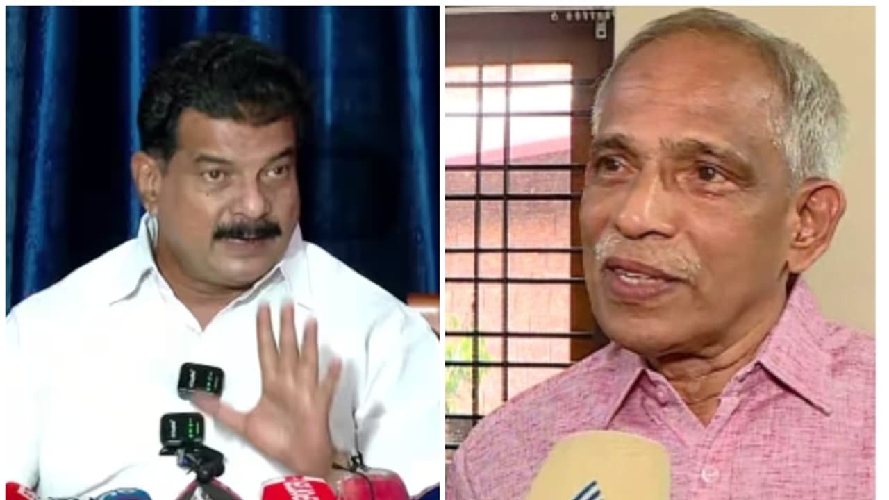 'സിപിഎം മലപ്പുറം ജില്ലാ സെക്രട്ടറി വർഗീയവാദി, പക്കാ ആർഎസ്എസ്'; രൂക്ഷ വിമർശനവുമായി പി.വി അൻവർ 'സിപിഎം മലപ്പുറം ജില്ലാ സെക്രട്ടറി വർഗീയവാദി, പക്കാ ആർഎസ്എസ്'; രൂക്ഷ വിമർശനവുമായി പി.വി അൻവർ