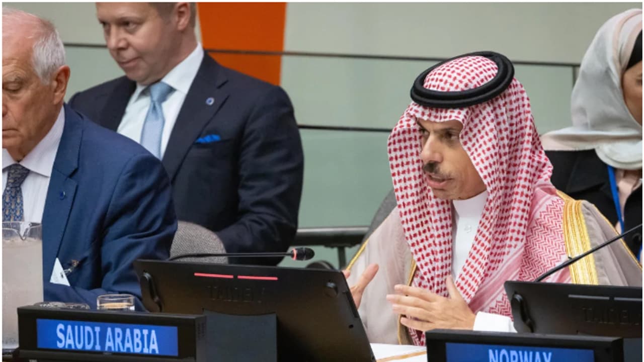 സ്വതന്ത്ര പലസ്തീൻ രാഷ്ട്രം സ്ഥാപിക്കാൻ അന്താരാഷ്ട്ര സഖ്യം പ്രഖ്യാപിച്ച് സൗദി അറേബ്യ സ്വതന്ത്ര പലസ്തീൻ രാഷ്ട്രം സ്ഥാപിക്കാൻ അന്താരാഷ്ട്ര സഖ്യം പ്രഖ്യാപിച്ച് സൗദി അറേബ്യ