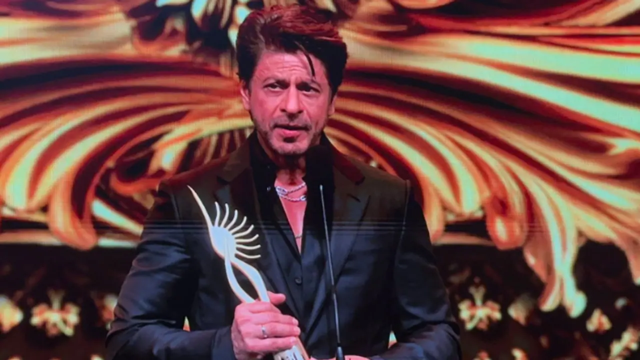 SRK reflects on 'tough time' during Aryan Khan's arrest at IIFA, makes request to Sandeep Vanga