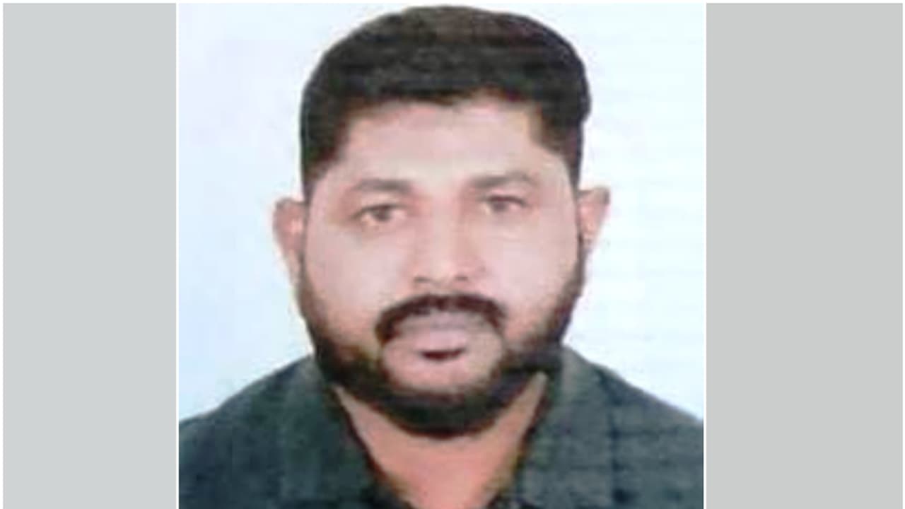 പ്രവാസി മലയാളി ഹൃദയാഘാതം മൂലം മരിച്ചു പ്രവാസി മലയാളി ഹൃദയാഘാതം മൂലം മരിച്ചു