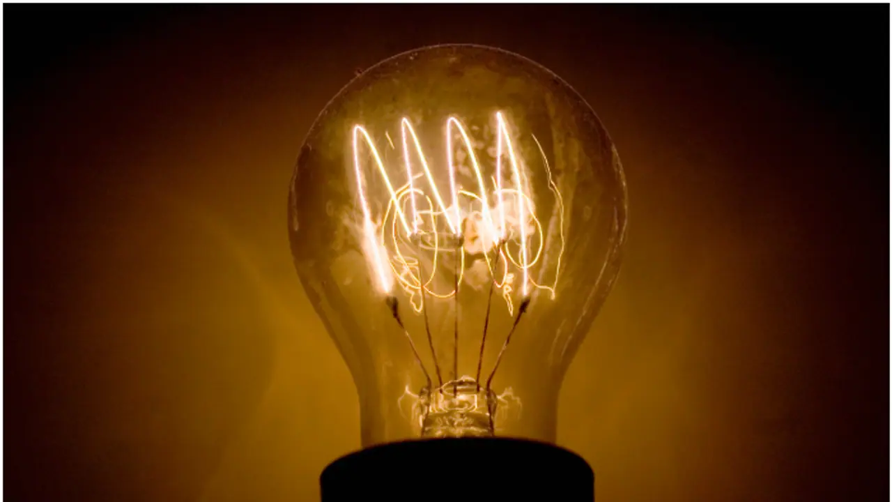 സംസ്ഥാനത്ത് ഇന്ന് വൈദ്യുതി നിയന്ത്രണം; ജനങ്ങൾ സഹകരിക്കണമെന്ന് അഭ്യർത്ഥിച്ച് കെഎസ്ഇബി