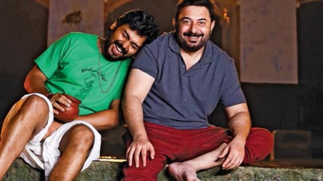 'കട്ട് ചെയ്ത 18 മിനുട്ട് കാണുമോ?': 'മെയ്യഴകന്' ഒടിടി റിലീസ് ഡേറ്റ് ഔദ്യോഗികമായി, ചോദ്യവുമായി പ്രേക്ഷകര് 'കട്ട് ചെയ്ത 18 മിനുട്ട് കാണുമോ?': 'മെയ്യഴകന്' ഒടിടി റിലീസ് ഡേറ്റ് ഔദ്യോഗികമായി, ചോദ്യവുമായി പ്രേക്ഷകര്