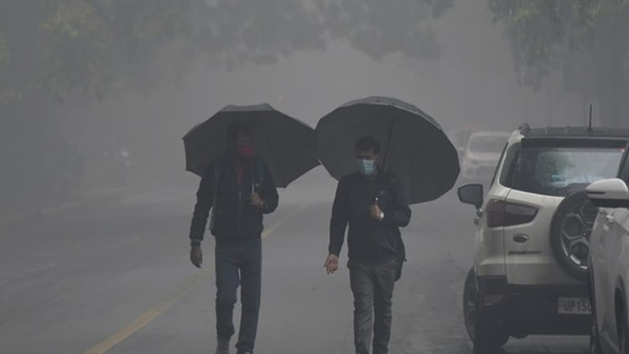 വെയിലാണെങ്കിൽ പോലും പുഴയിലോ തോട്ടിലോ ഇറങ്ങുമ്പോൾ ശ്രദ്ധിക്കണം, 6 ജില്ലകളിൽ യെല്ലോ അലെർട്ട്, മഴ കനക്കും