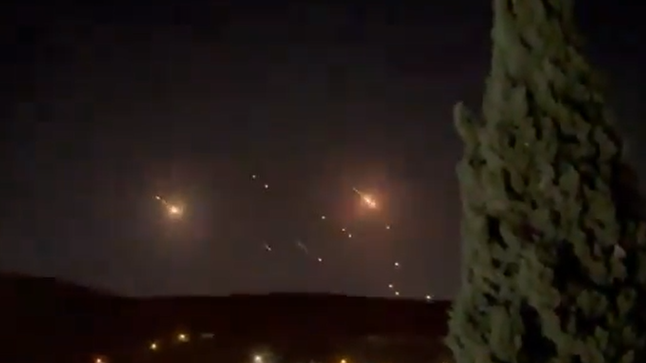 Israel under attack: Indian Embassy issues advisory amid Iranian missile strikes, issues helpline numbers Israel under attack: Indian Embassy issues advisory amid Iranian missile strikes, issues helpline numbers