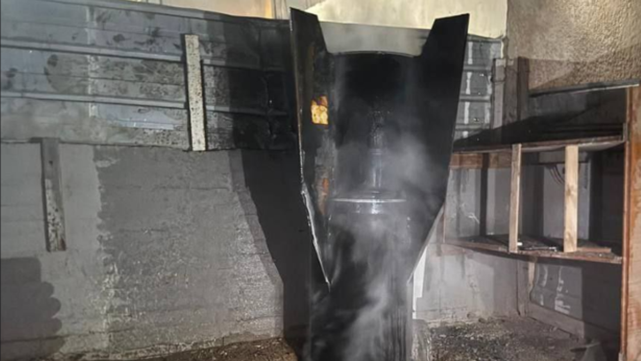 Caught on camera: Iranian ballistic missile fragments found in Israel after attack, craters revealed (WATCH) Caught on camera: Iranian ballistic missile fragments found in Israel after attack, craters revealed (WATCH)