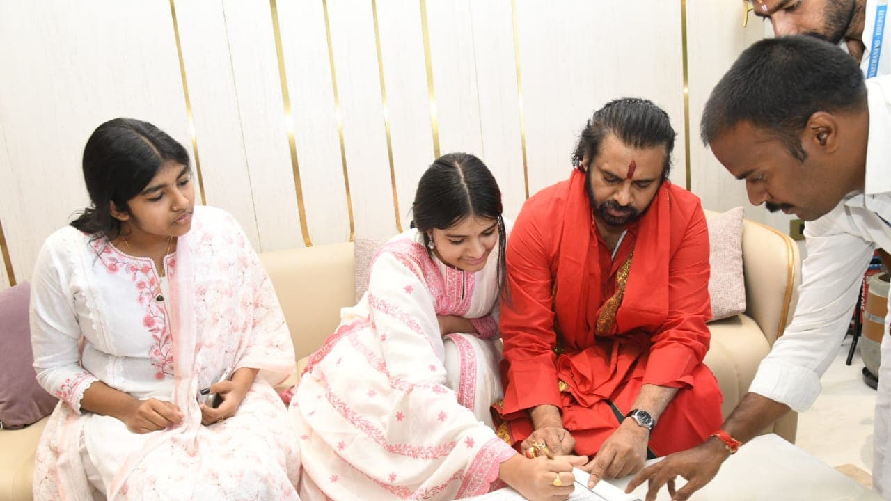 తిరుమల డిక్లరేషన్ పై పవన్ కల్యాణ్ సంతకం ... ఎందుకు చేయాల్సి వచ్చిందంటే తిరుమల డిక్లరేషన్ పై పవన్ కల్యాణ్ సంతకం ... ఎందుకు చేయాల్సి వచ్చిందంటే