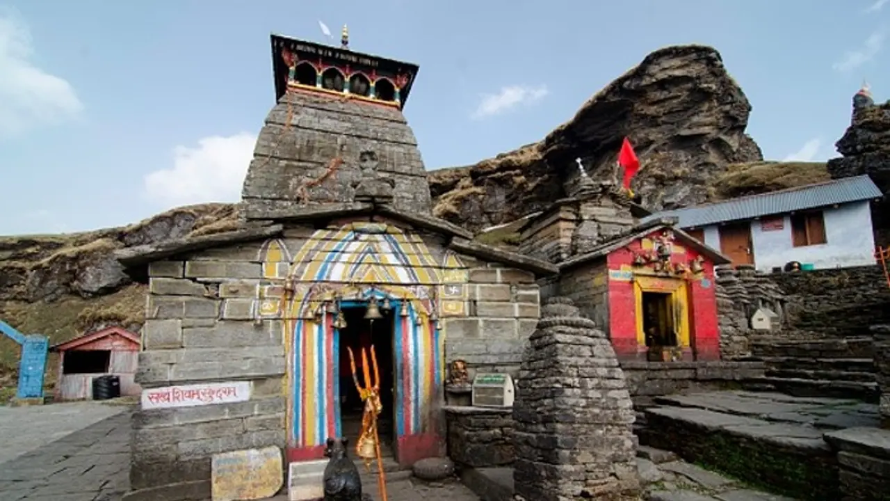 Tungnath, world's highest Shiva temple in Uttarakhand, faces water leakage, weakening foundation Tungnath, world's highest Shiva temple in Uttarakhand, faces water leakage, weakening foundation