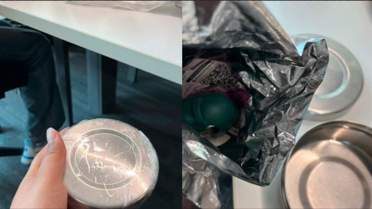 ಇಯರ್ಬಡ್ ಮರೆತು ಹೋದ ಮಗಳು: ಬುತ್ತಿಯಲ್ಲಿ ತುಂಬಿಸಿ ಕಳುಹಿಸಿದ ಅಮ್ಮ ಇಯರ್ಬಡ್ ಮರೆತು ಹೋದ ಮಗಳು: ಬುತ್ತಿಯಲ್ಲಿ ತುಂಬಿಸಿ ಕಳುಹಿಸಿದ ಅಮ್ಮ